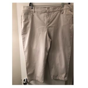 JM Collection- Capri Size 18